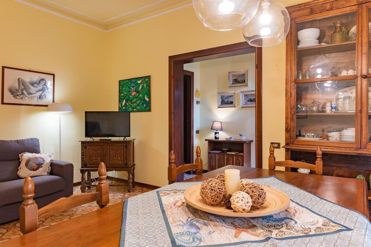 Apartment Holiday Versilia Камайоре Экстерьер фото